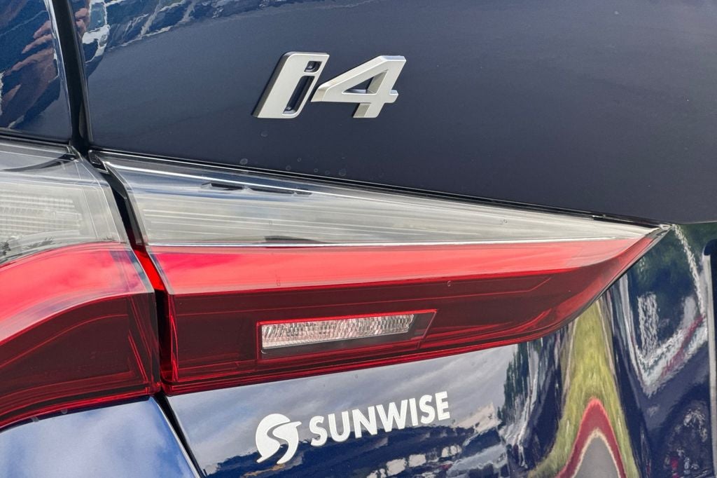 2026 BMW i4 eDrive40