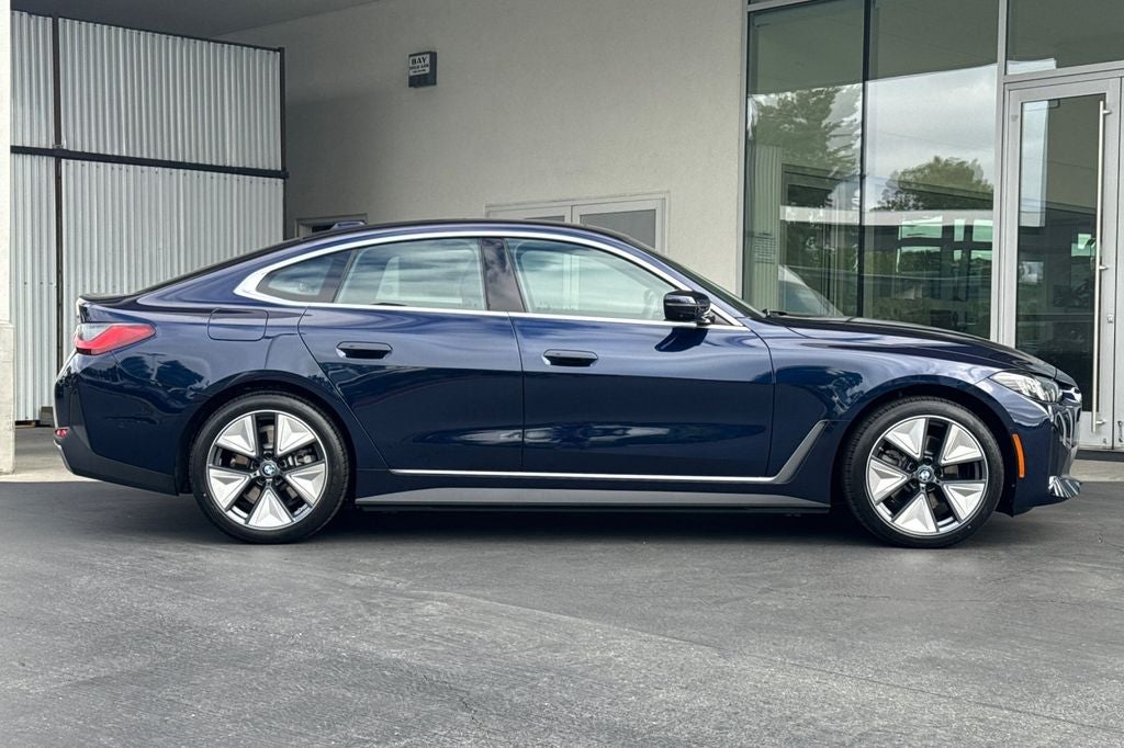 2026 BMW i4 eDrive40