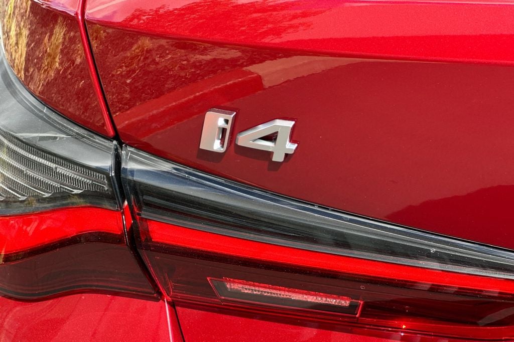 2026 BMW i4 eDrive40