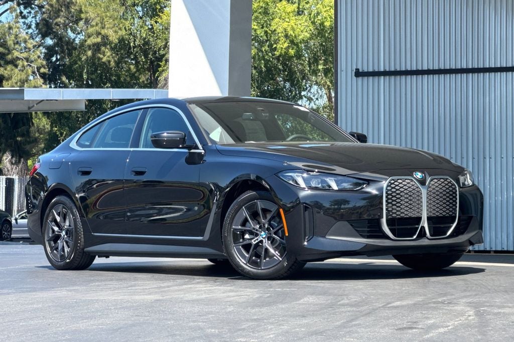 2026 BMW i4 eDrive40