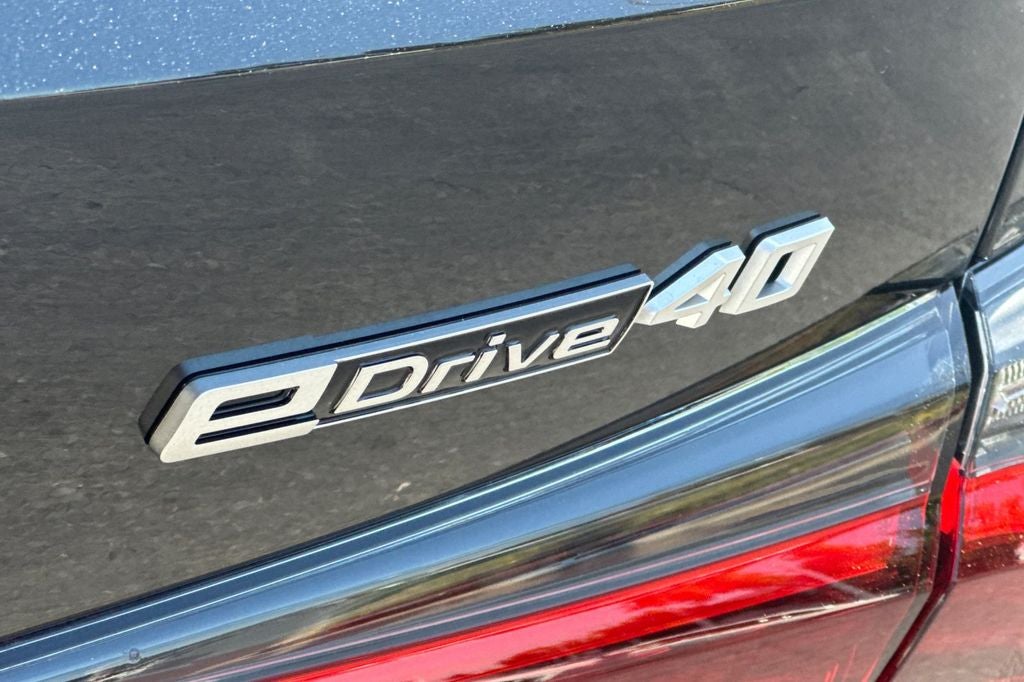 2026 BMW i4 eDrive40
