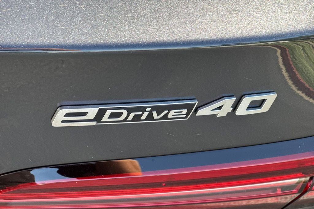 2026 BMW i5 eDrive40
