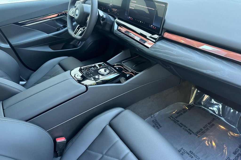 2027 BMW 5 Series i5 edr