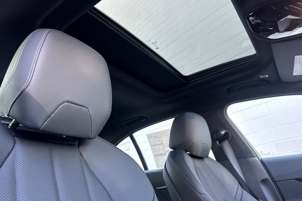 2027 BMW 5 Series i5 edr