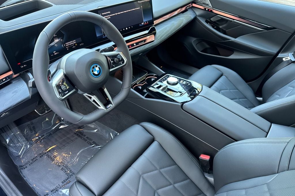 2027 BMW 5 Series i5 edr