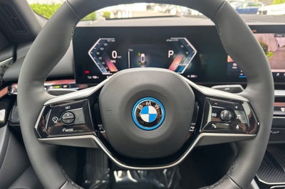 2027 BMW 5 Series i5 edr