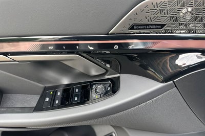 2027 BMW 5 Series i5 edr