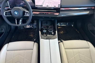 2027 BMW i5 eDrive40