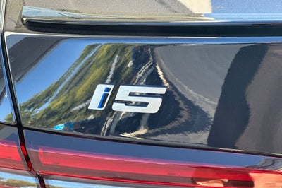 2027 BMW i5 eDrive40