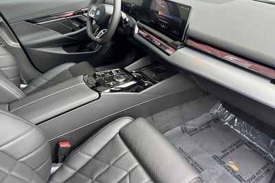 2027 BMW 5 Series i5 edr