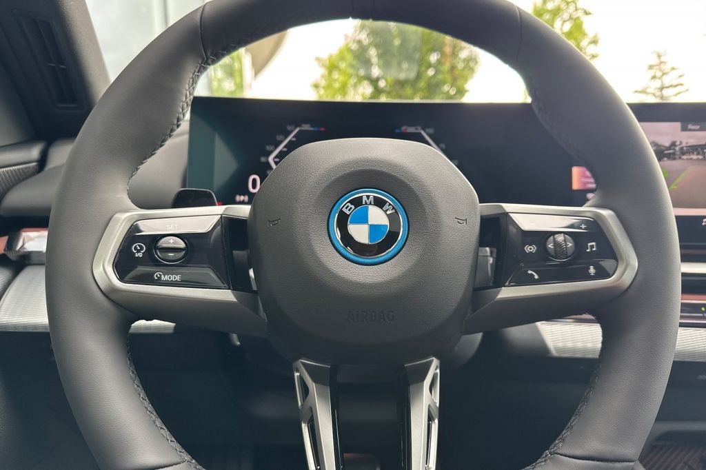 2027 BMW 5 Series i5 edr