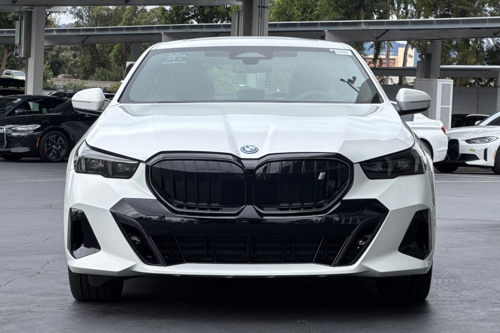 2027 BMW 5 Series i5 edr