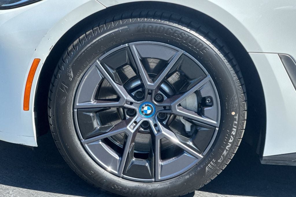 2023 BMW i4 eDrive40