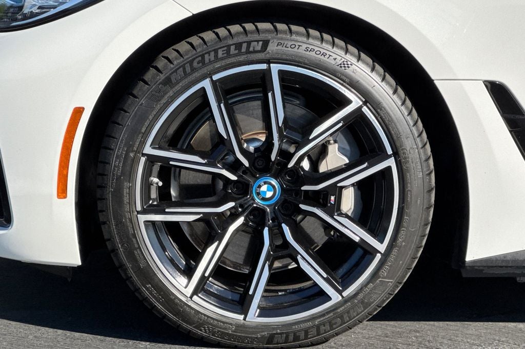 2023 BMW i4 eDrive40