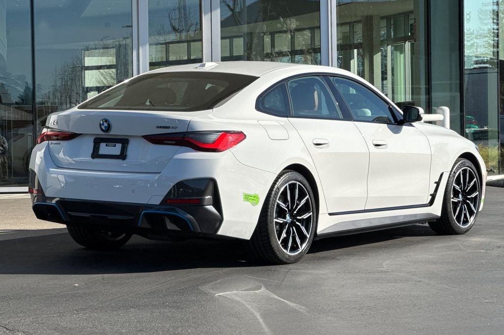 2023 BMW i4 eDrive40