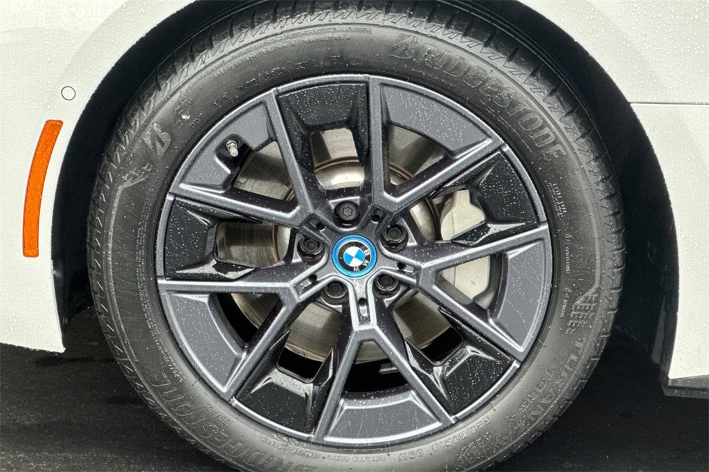 2023 BMW i4 eDrive40