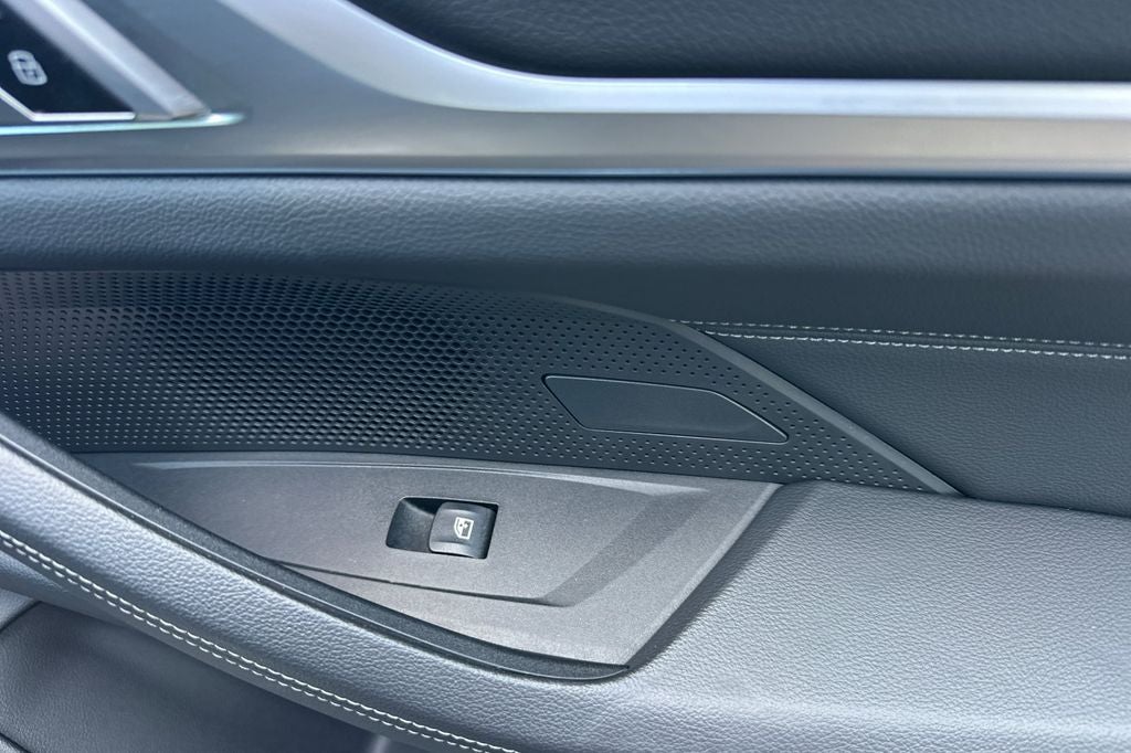 2023 BMW i4 eDrive40