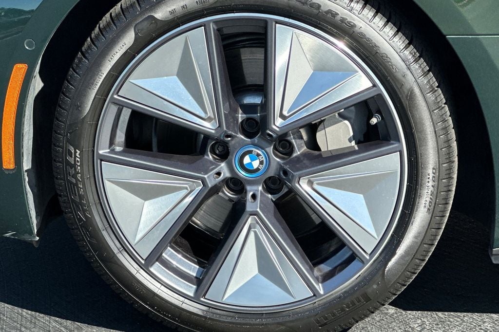 2023 BMW i4 eDrive40