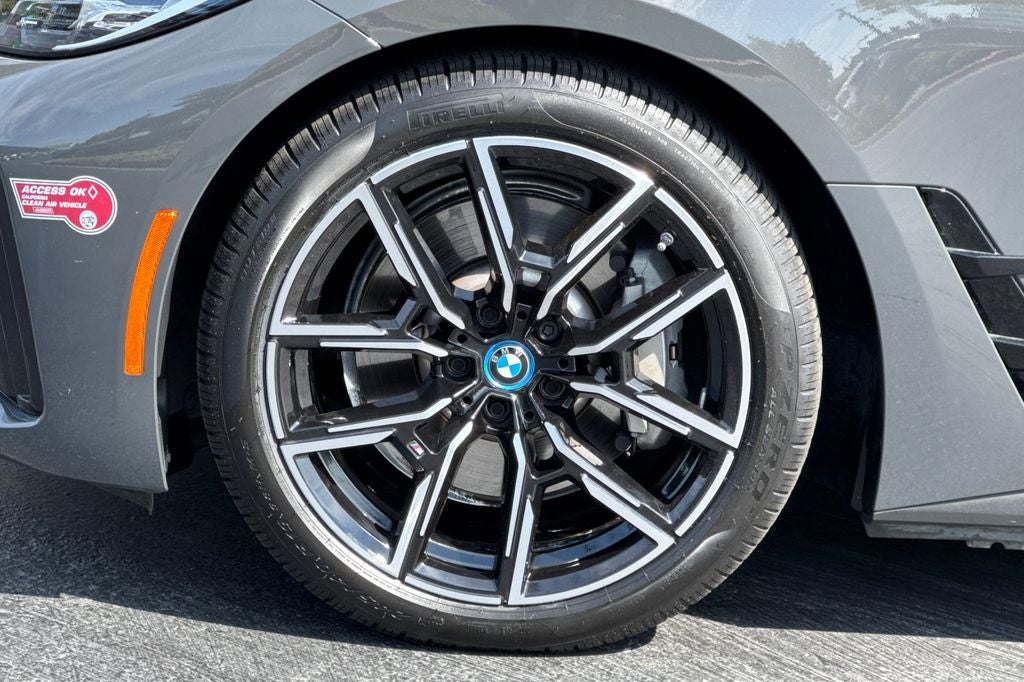 2023 BMW i4 eDrive40