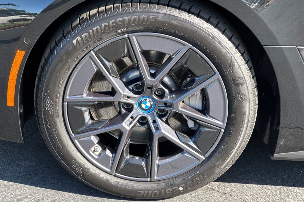 2023 BMW i4 eDrive40