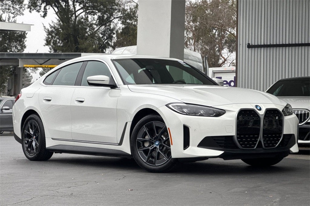 2023 BMW i4 eDrive40