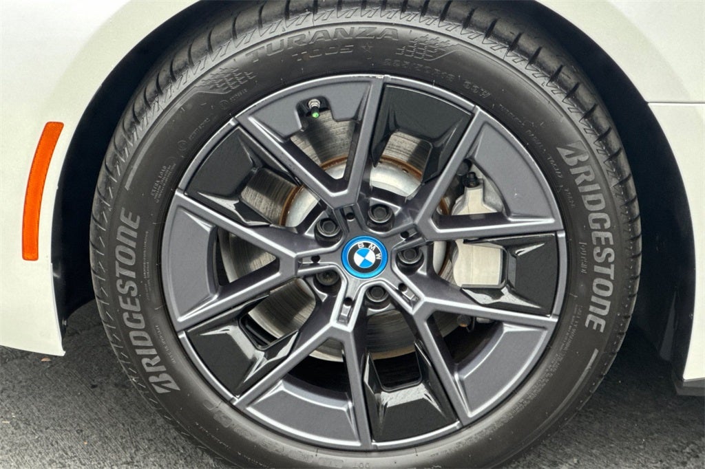 2023 BMW i4 eDrive40