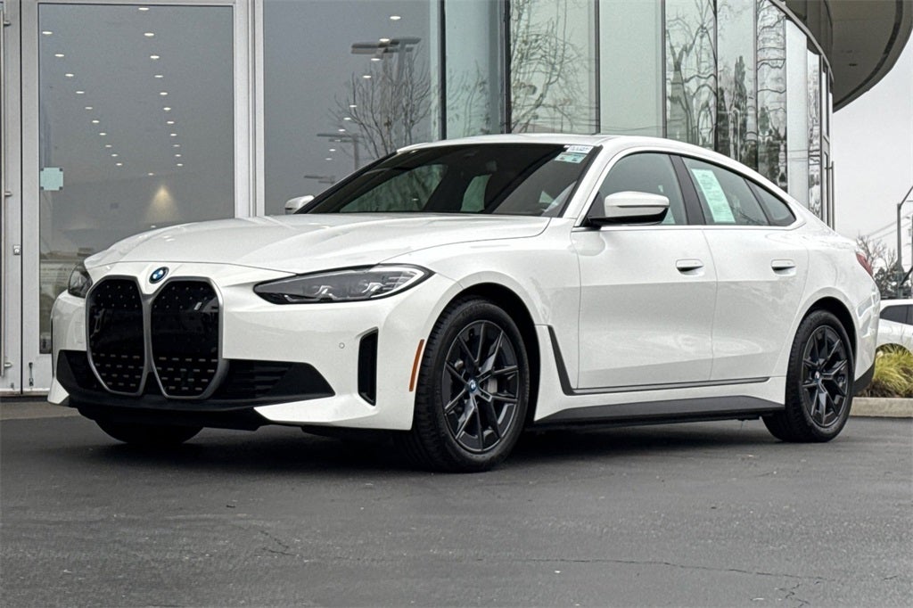 2023 BMW i4 eDrive40