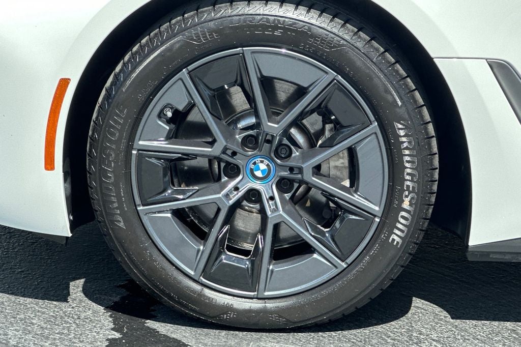 2023 BMW i4 eDrive40