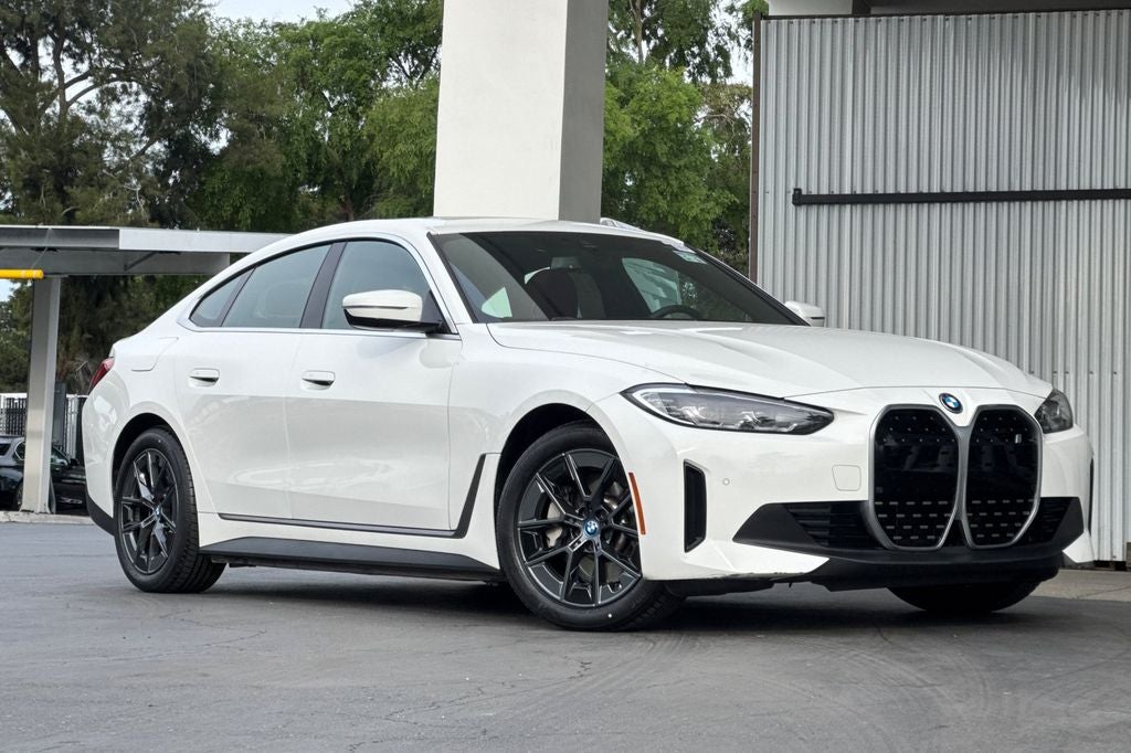 2023 BMW i4 eDrive40