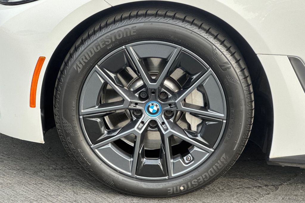 2023 BMW i4 eDrive40