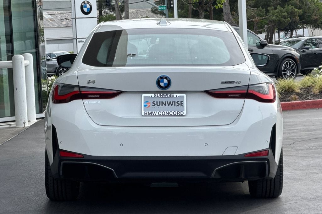 2023 BMW i4 eDrive40