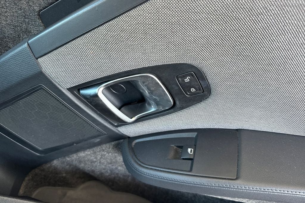 2018 BMW i3 94Ah w/Range Extender