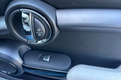 2023 MINI John Cooper Works Iconic