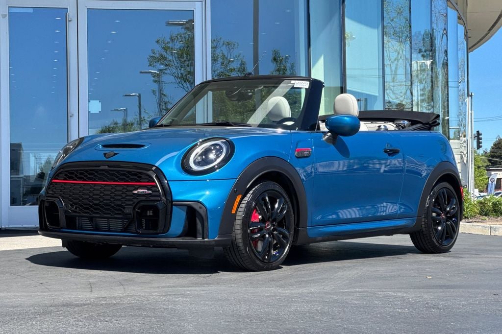 2023 MINI John Cooper Works Iconic