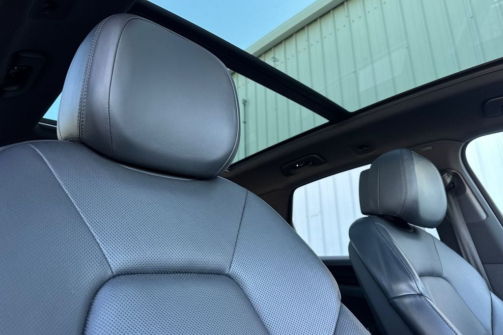 2021 Porsche Cayenne Base