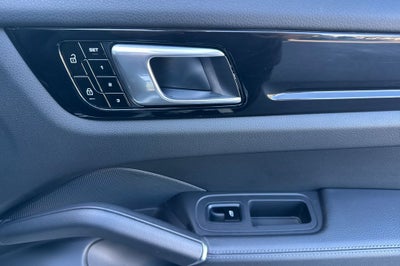 2021 Porsche Cayenne Base