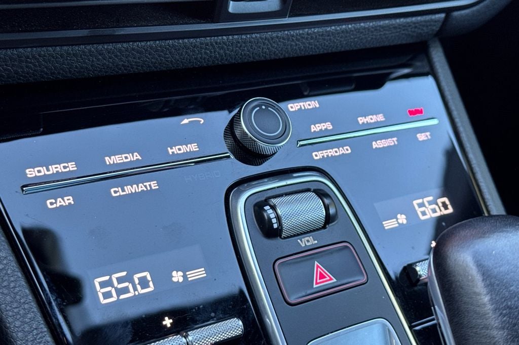 2021 Porsche Cayenne Base