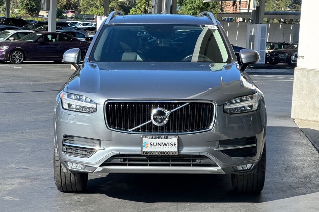 2017 Volvo XC90 T6 Momentum