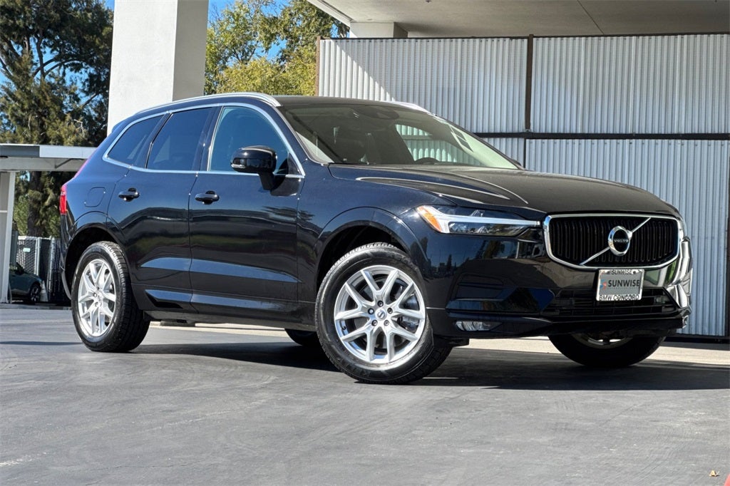 2021 Volvo XC60 T6 Momentum