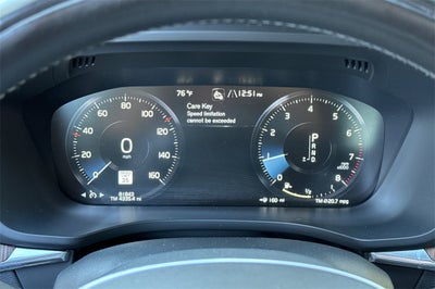 2021 Volvo XC60 T6 Momentum