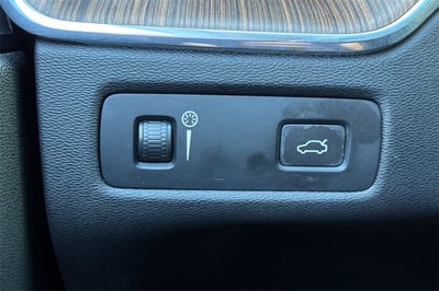 2021 Volvo XC60 T6 Momentum