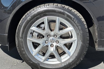 2021 Volvo XC60 T6 Momentum