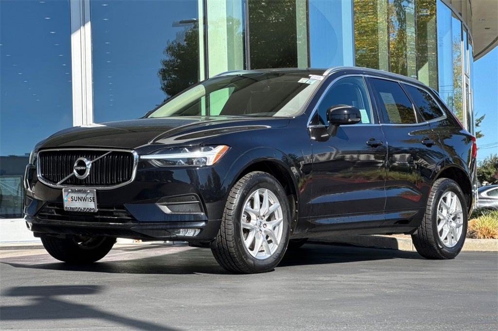 2021 Volvo XC60 T6 Momentum