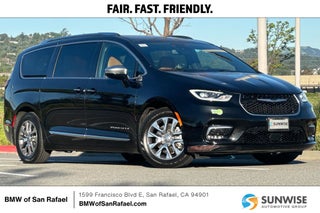 2023 Chrysler Pacifica Hybrid Pinnacle