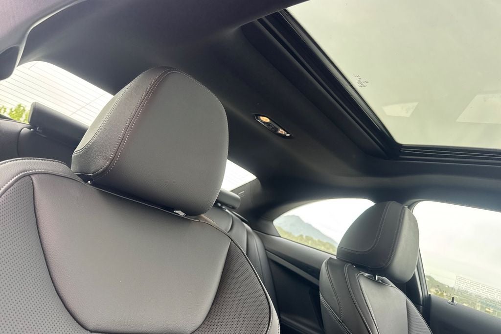 2025 BMW 2 Series 230i