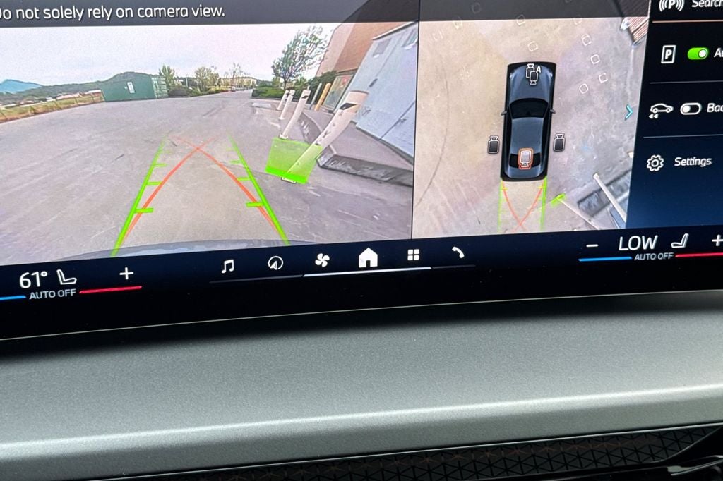 2025 BMW 2 Series 230i