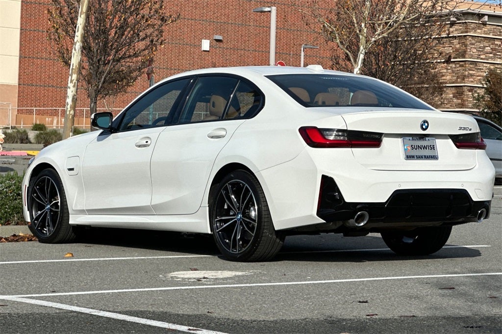 2023 BMW 3 Series 330e iPerformance