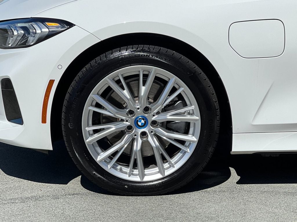 2024 BMW 3 Series 330e xDrive