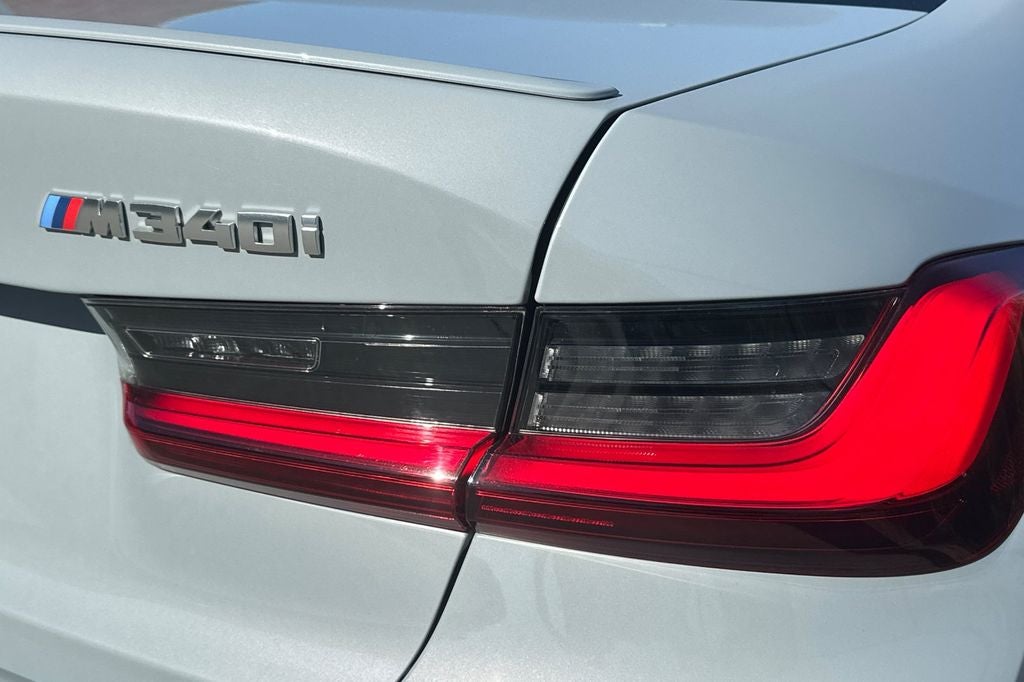 2025 BMW 3 Series M340i