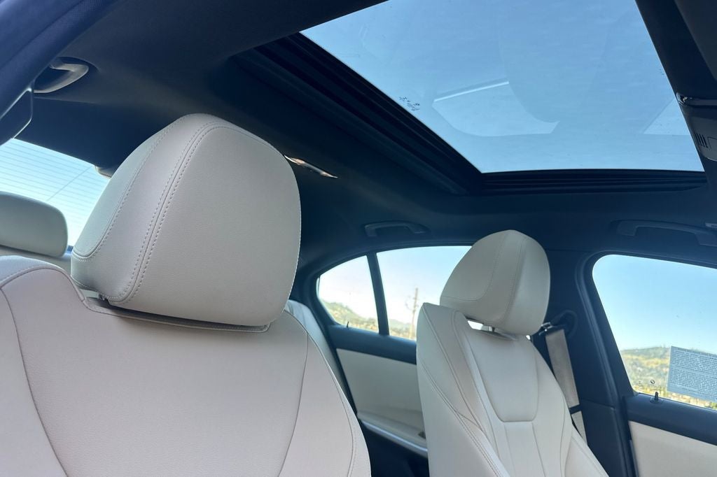 2019 BMW 3 Series 330i